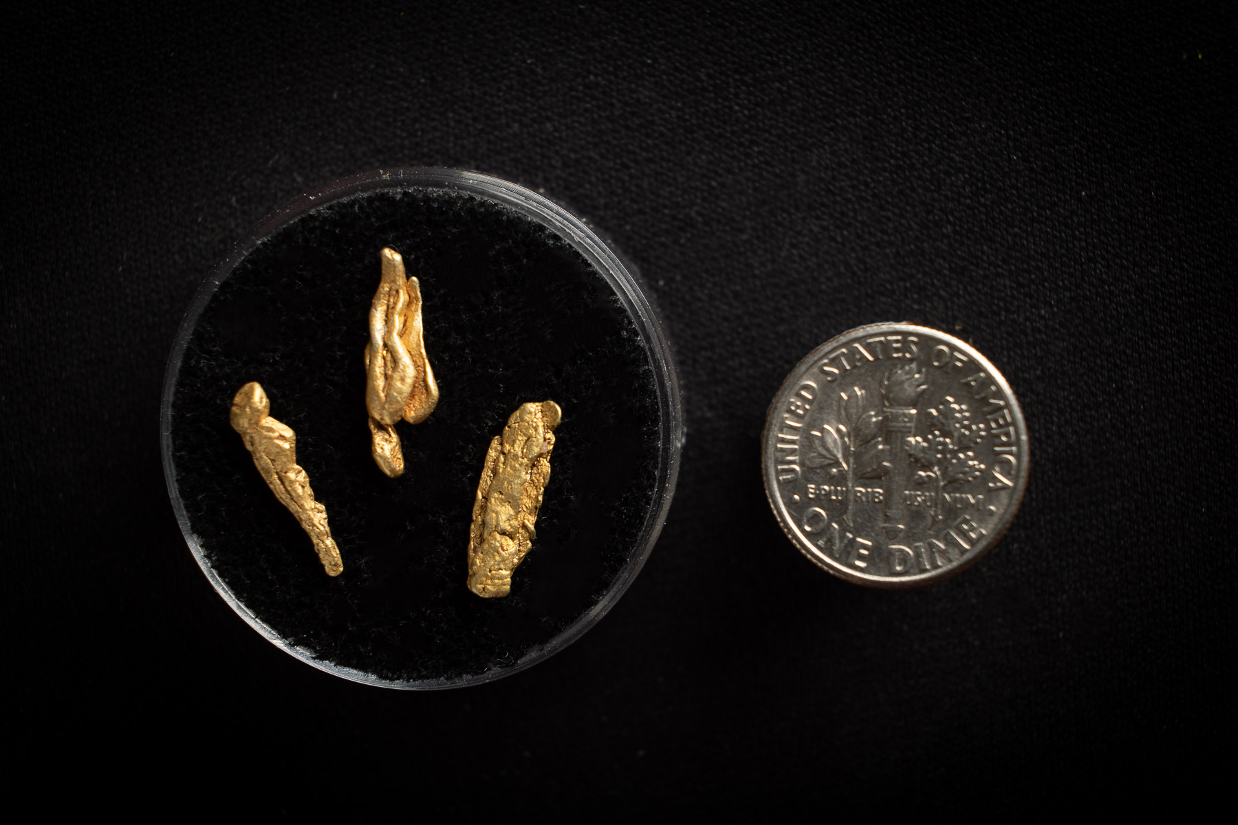 Intricate Yukon Gold Crystal Nuggets - Lot 350